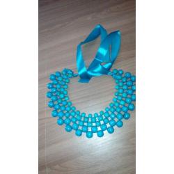 Буса на стрічці БІРЮЗА